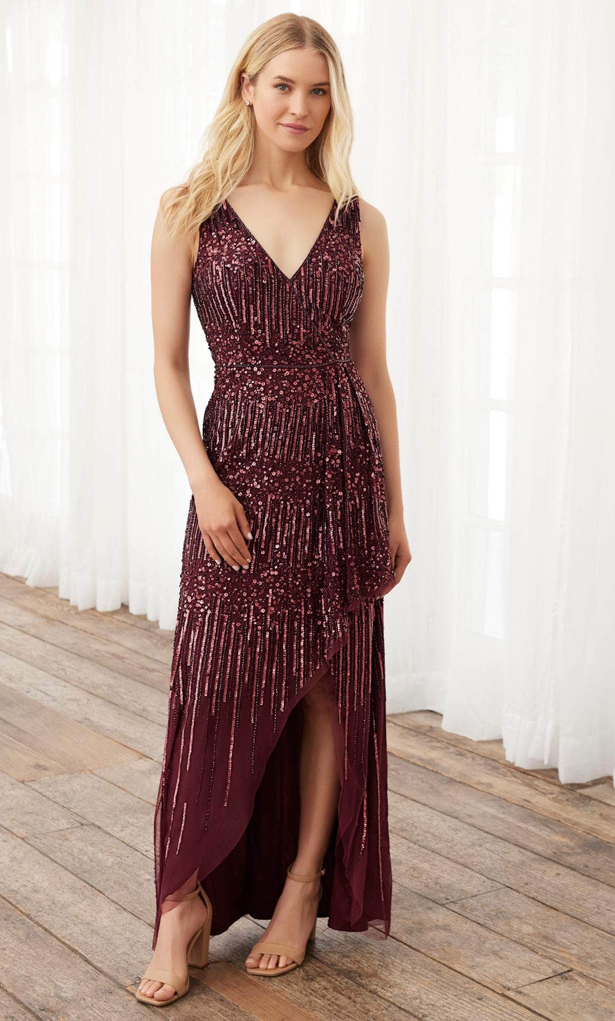 Image of Adrianna Papell Platinum 40391 - V Neck Sequined Dress