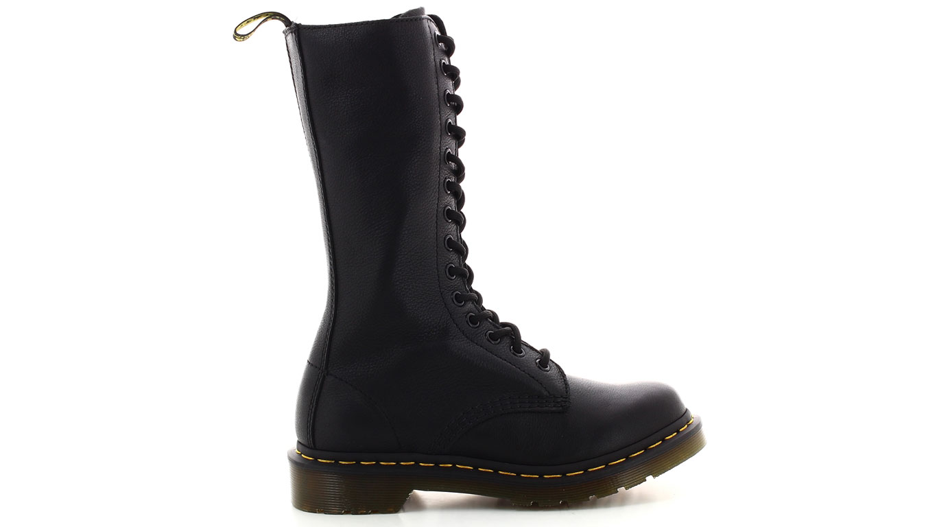 Image of Dr Martens 1B99 CZ