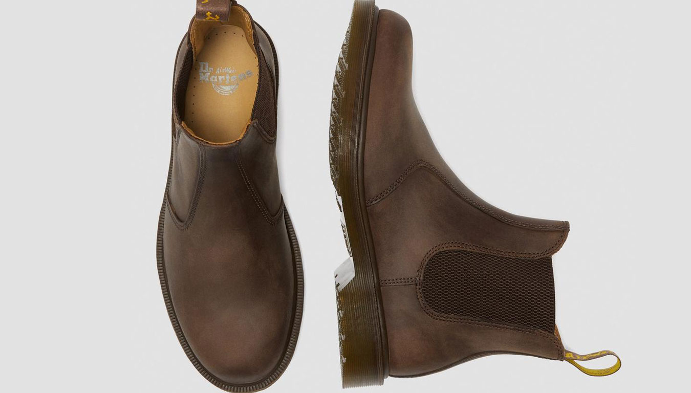 Image of Dr Martens 2976 Leather Chelsea Boots RO