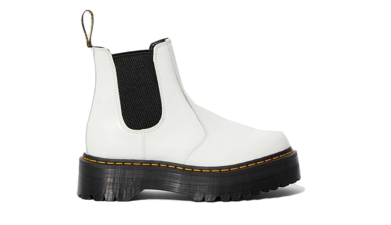 Image of Dr Martens 2976 Smooth Leather Platform Chelsea Boots RO