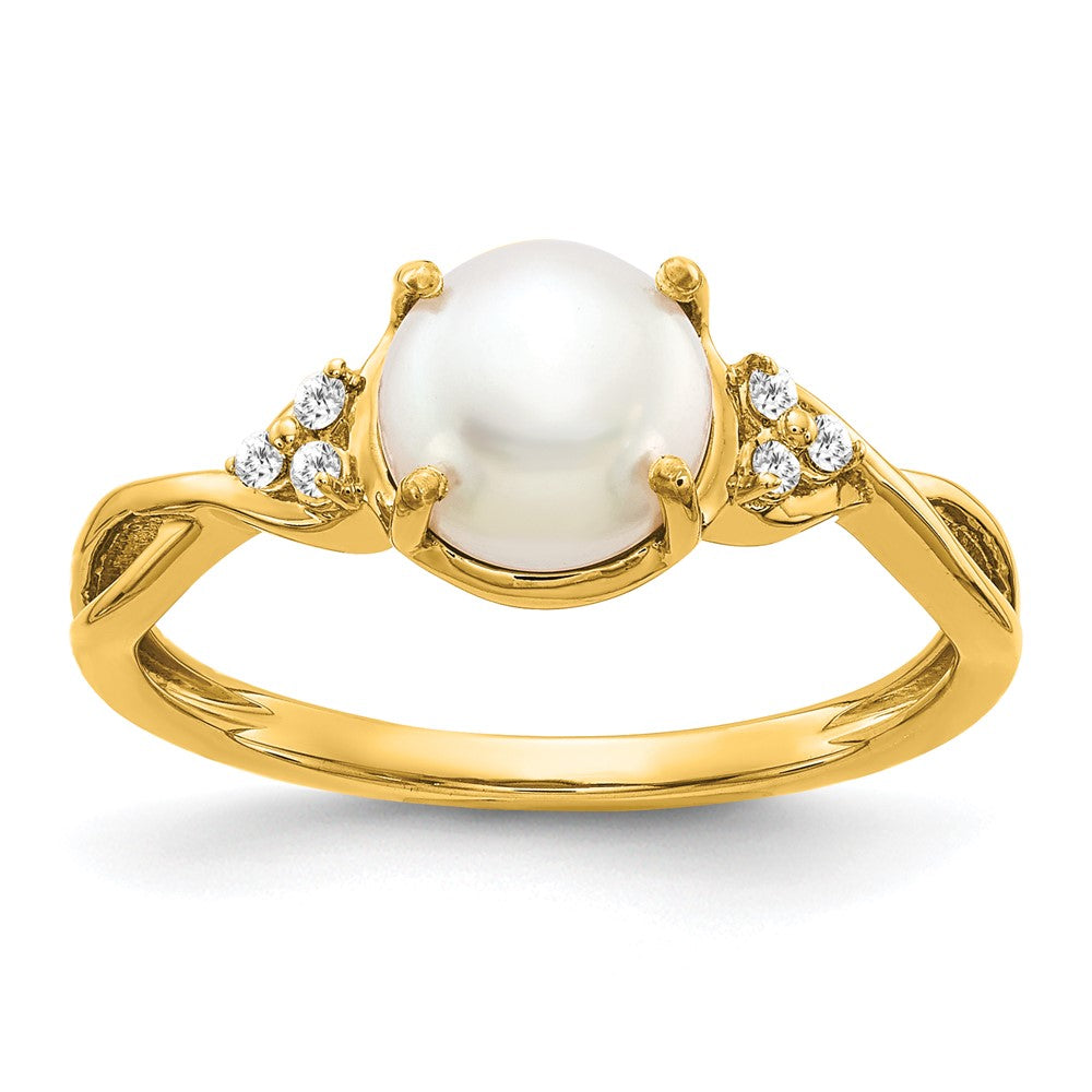 Image of ID 1 14K Yellow Gold FWC Pearl and Real Diamond Ring