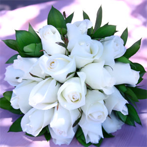 Image of ID 495070469 6 Bridal Bouquets White Roses