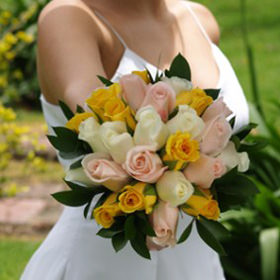 Image of ID 495070894 Yellow Roses Bridal Bouquet