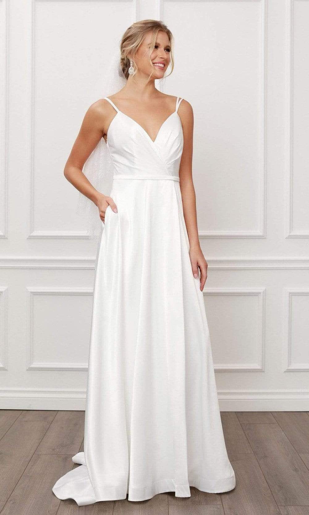 Image of Nox Anabel - E484 Plunging V Neck A-Line Dress