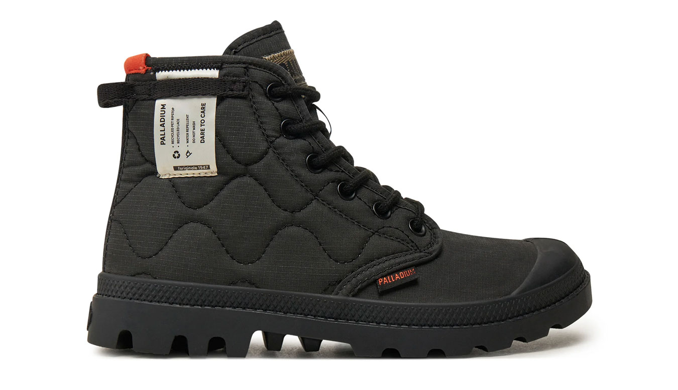 Image of Palladium Pampa Re-Quilted Black HR