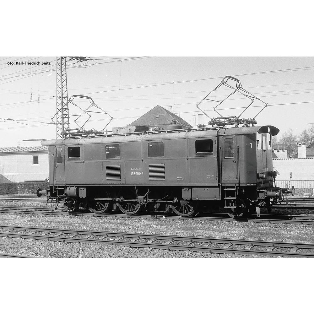 Image of Piko H0 51414 H0 series 132 electric locomotive of DB